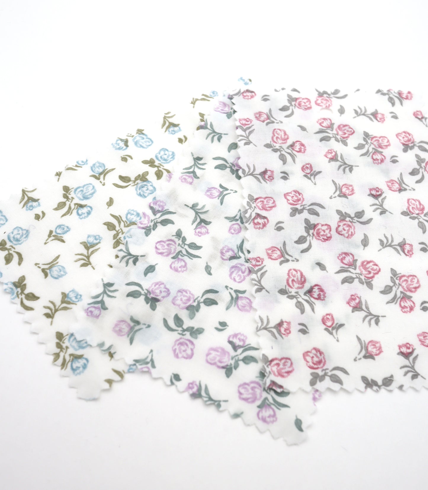 【25SS-256】ローズプリント綿ローン　/0.5ｙあたり = ～625円