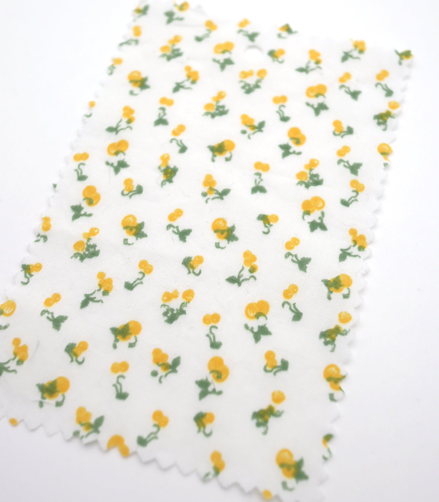 【25SS-257】チェリープリント綿ローン