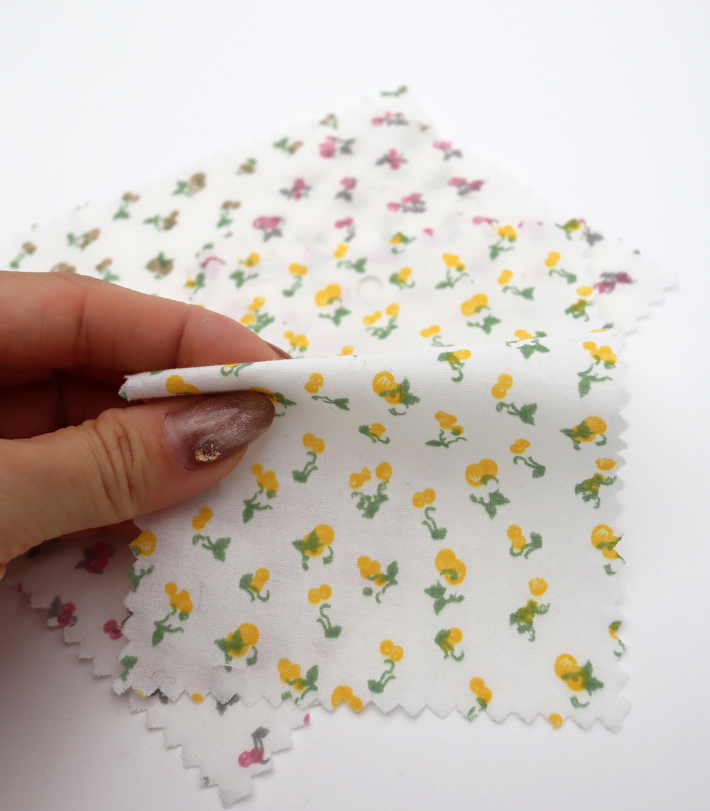 【25SS-257】チェリープリント綿ローン