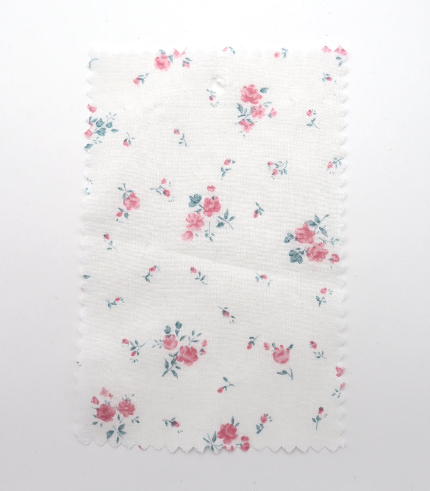 【25SS-258】小花柄プリント綿ローン　/0.5ｙあたり = ～625円