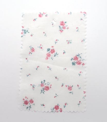 【25SS-258】小花柄プリント綿ローン　/0.5ｙあたり = ～625円