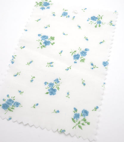 【25SS-258】小花柄プリント綿ローン　/0.5ｙあたり = ～625円