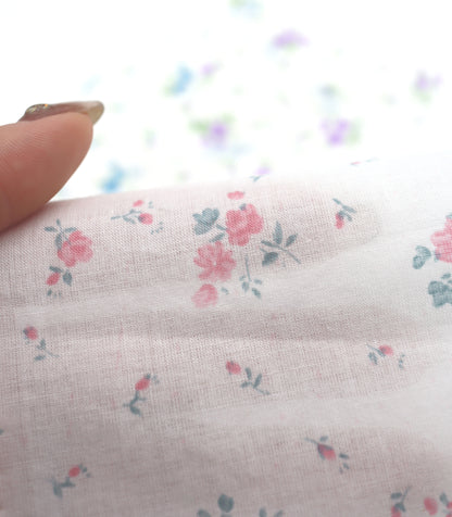 【25SS-258】小花柄プリント綿ローン　/0.5ｙあたり = ～625円