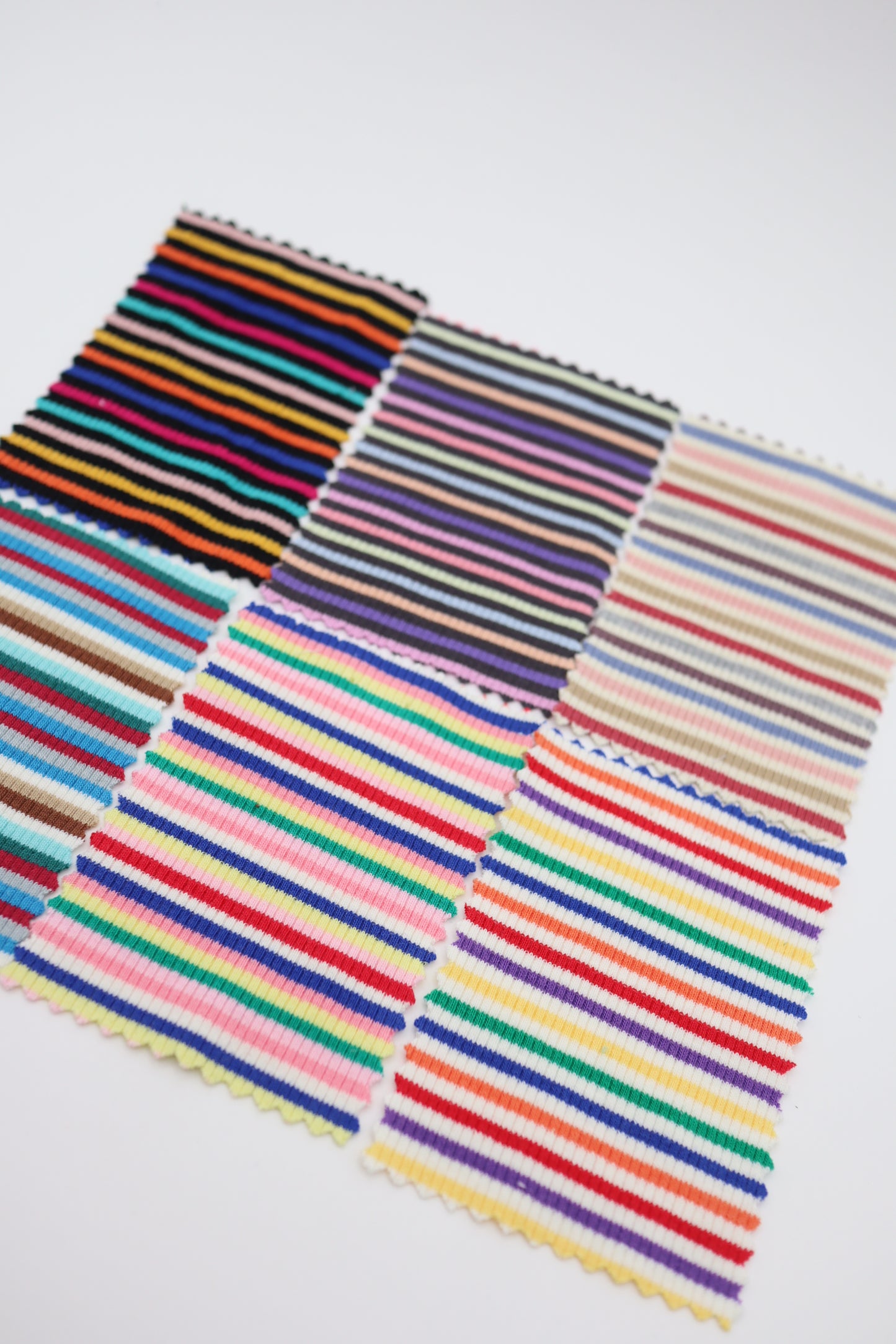 【25SS-477】カラフル細ピッチボーダーテレコニット　/0.5ｙあたり=～960円