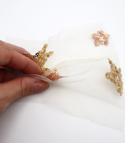 【25SS-395】星柄スパンコール刺繍チュール　/0.5ｙあたり=～1320円