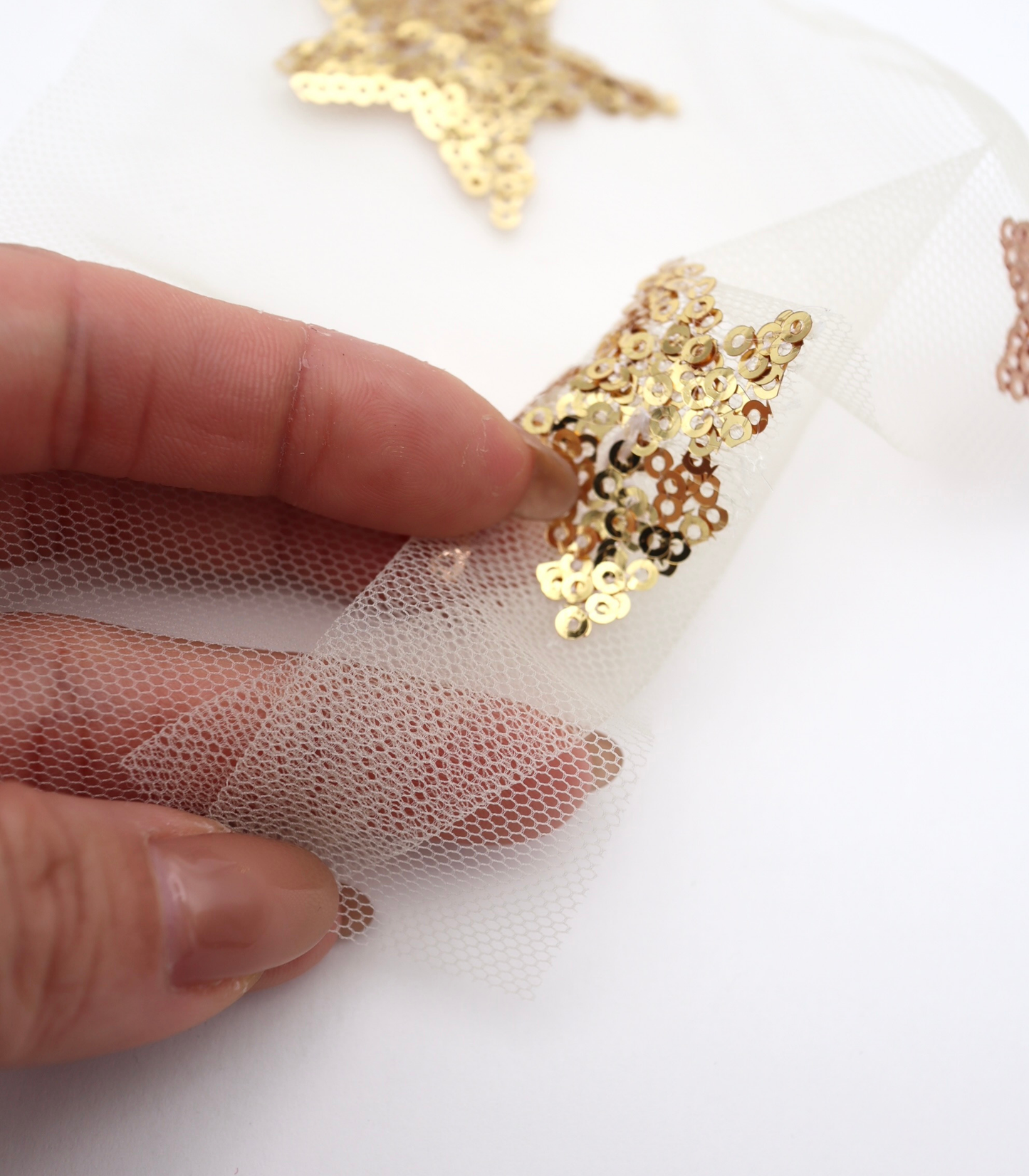 【25SS-395】星柄スパンコール刺繍チュール　/0.5ｙあたり=～1320円