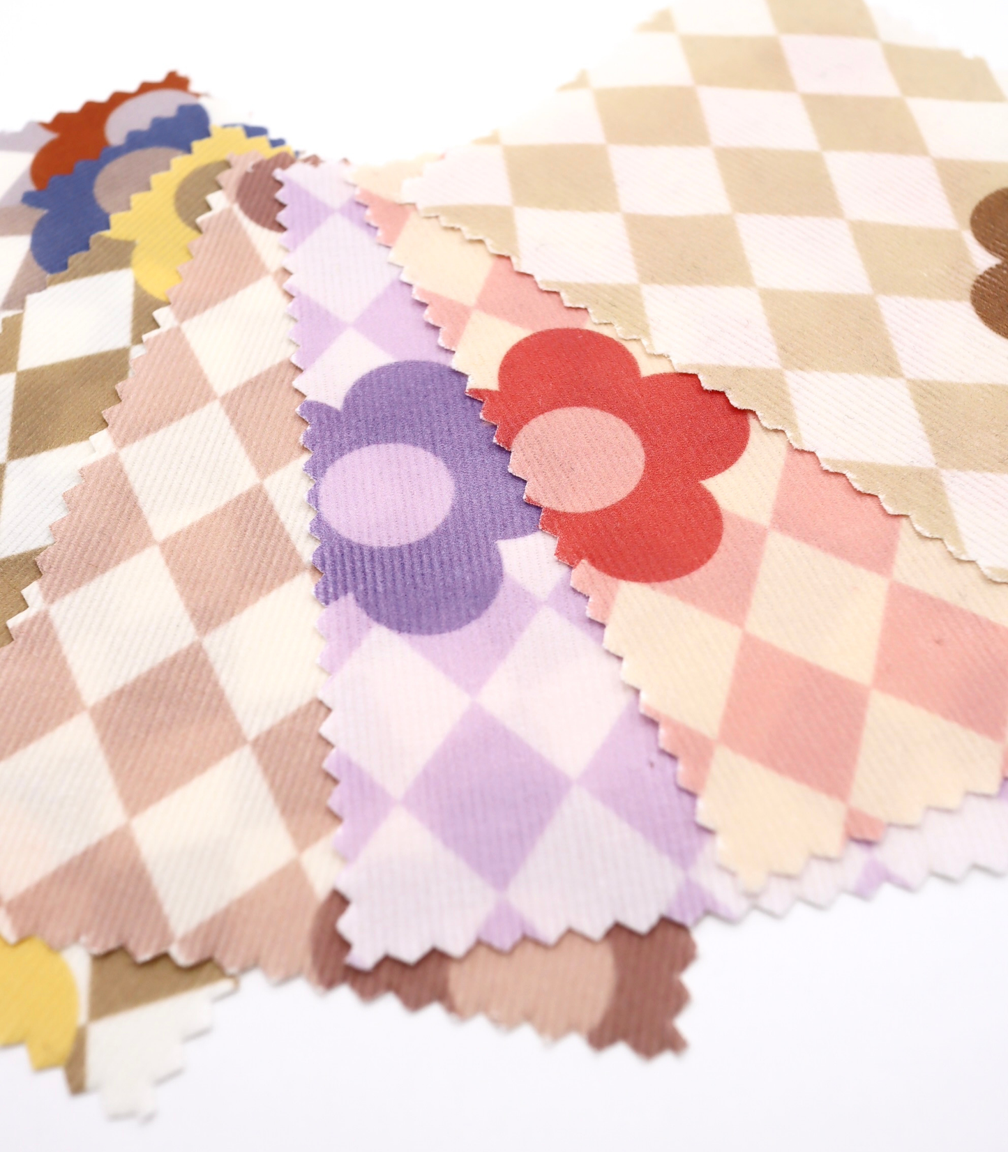 【25SS-120】レトロフラワー×ダイヤチェックプリントコーデュロイ　/0.5ｙあたり=～930円