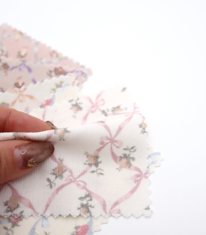 【25SS-112】ローズ×リボンプリントコーデュロイ　/0.5ｙあたり=～890円