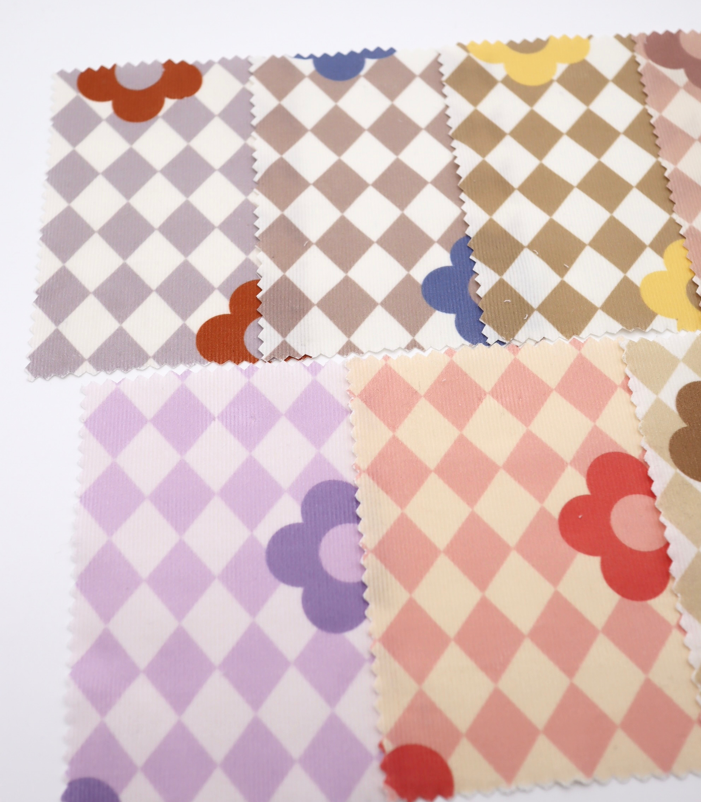 【25SS-120】レトロフラワー×ダイヤチェックプリントコーデュロイ　/0.5ｙあたり=～930円