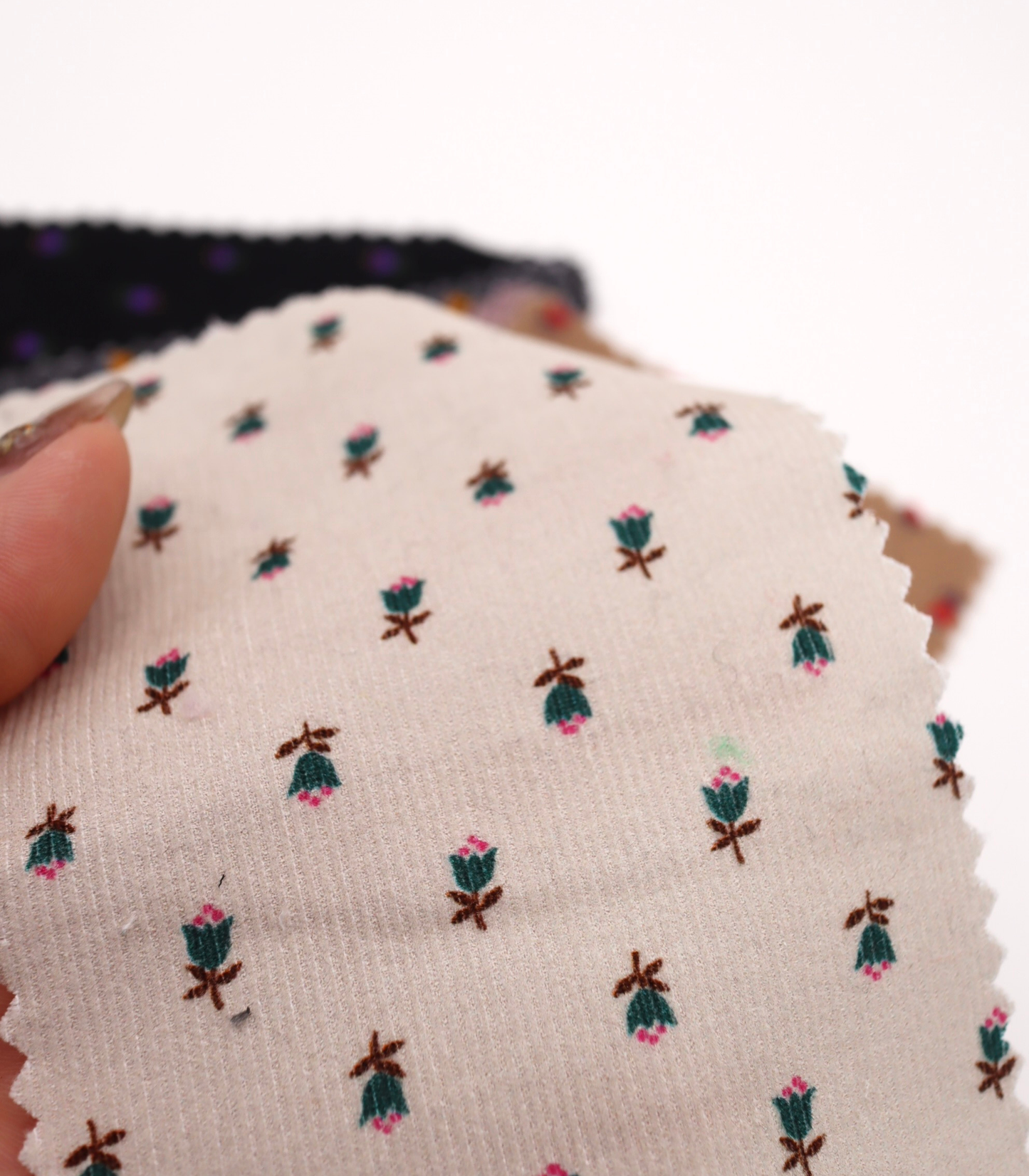 【25SS-124】小花柄プリントコーデュロイ　/0.5ｙあたり=～960円