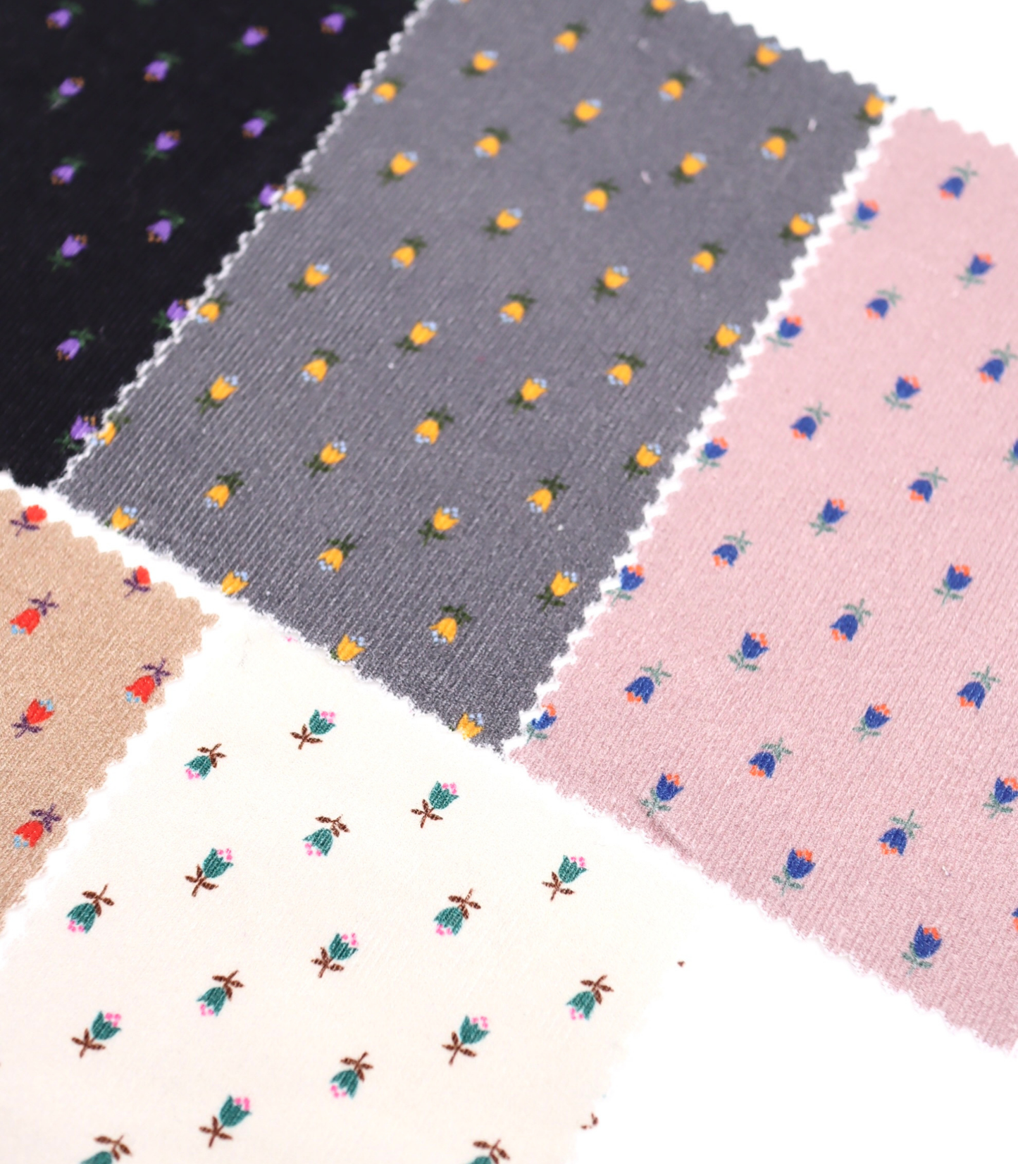 【25SS-124】小花柄プリントコーデュロイ　/0.5ｙあたり=～960円