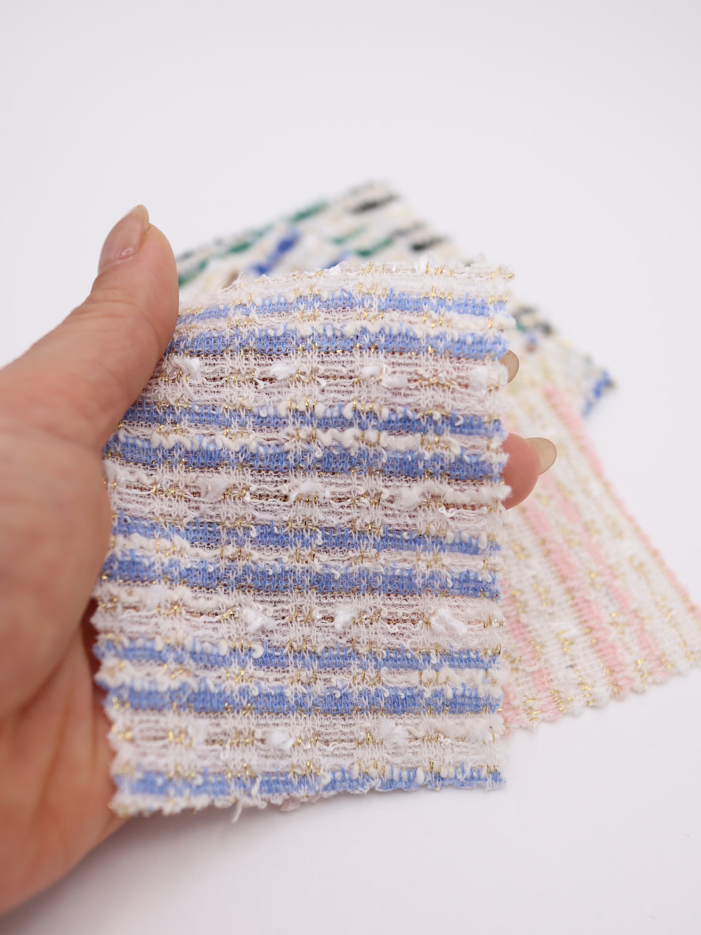 ストレッチ性あるツイード見えラメ糸入りニット生地【26SS-071】