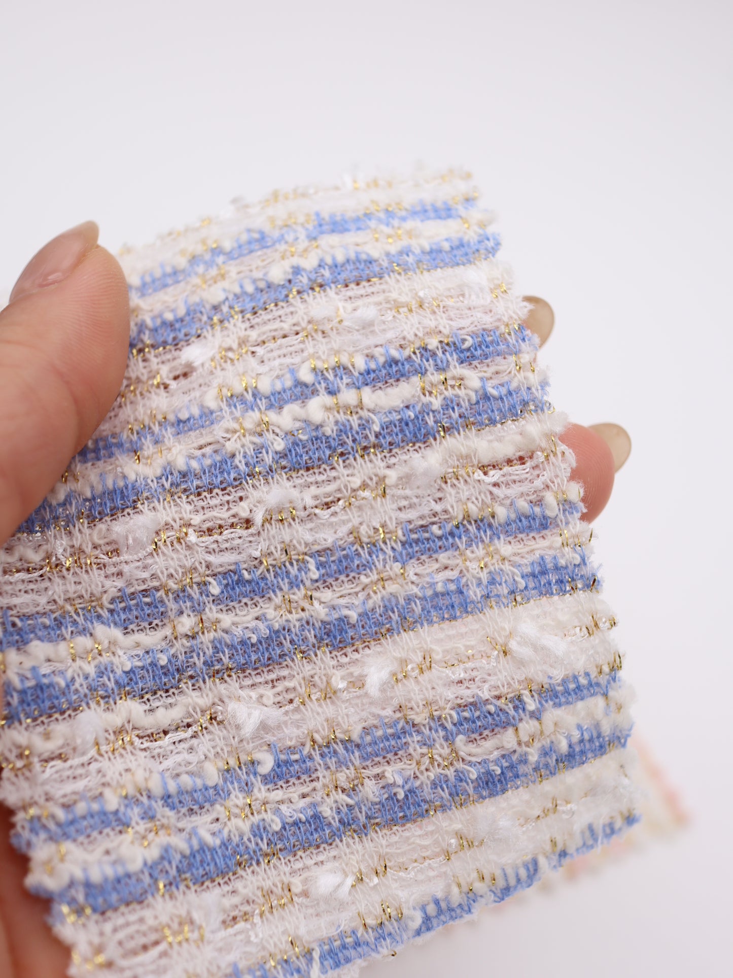 ストレッチ性あるツイード見えラメ糸入りニット生地【26SS-071】