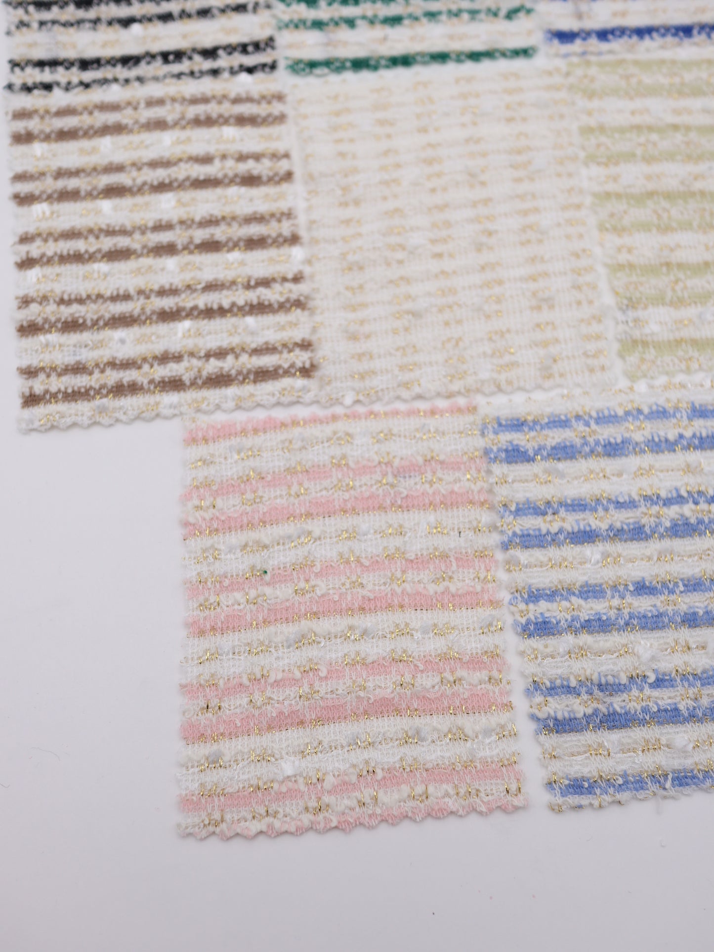 ストレッチ性あるツイード見えラメ糸入りニット生地【26SS-071】