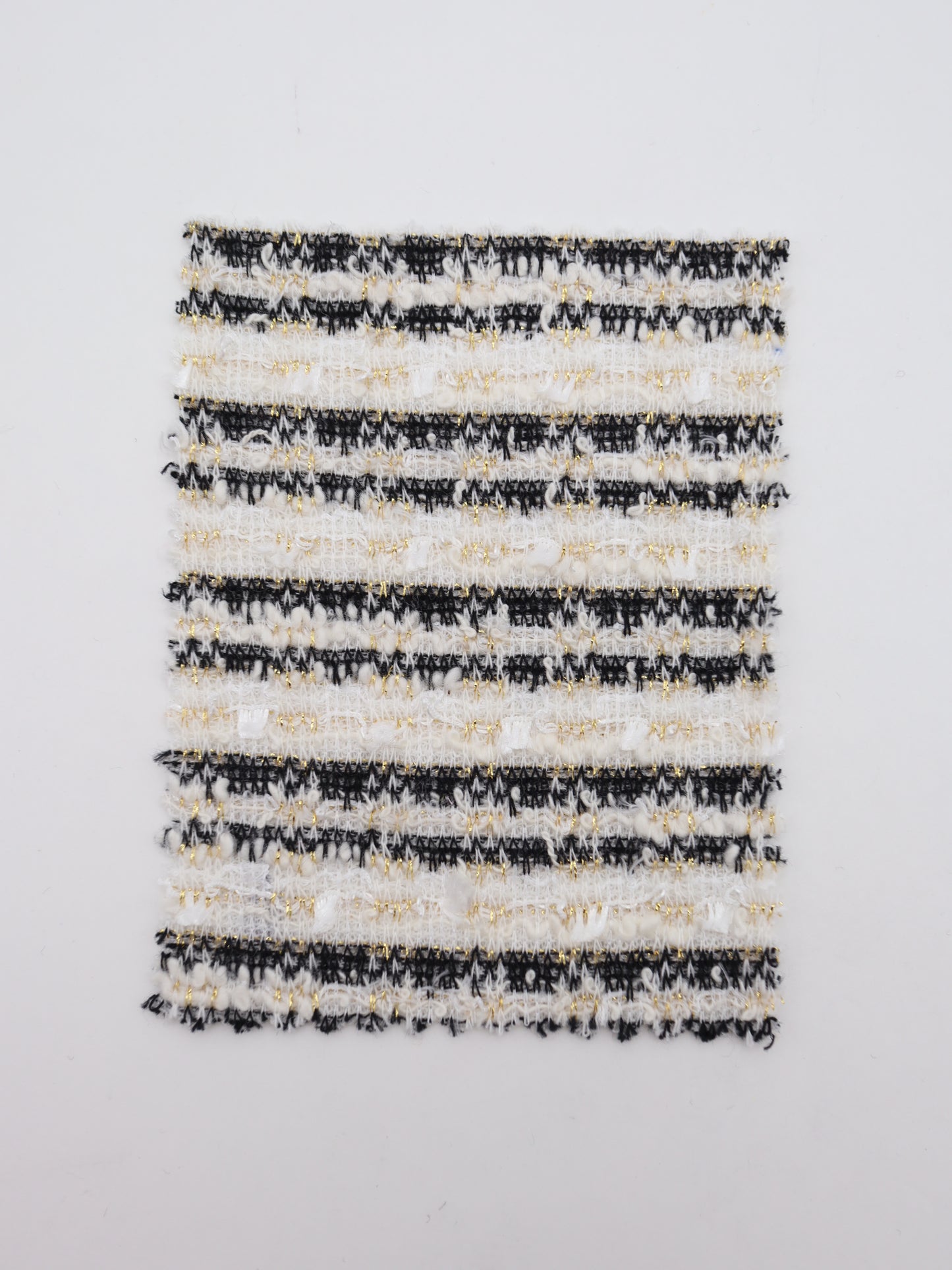 ストレッチ性あるツイード見えラメ糸入りニット生地【26SS-071】