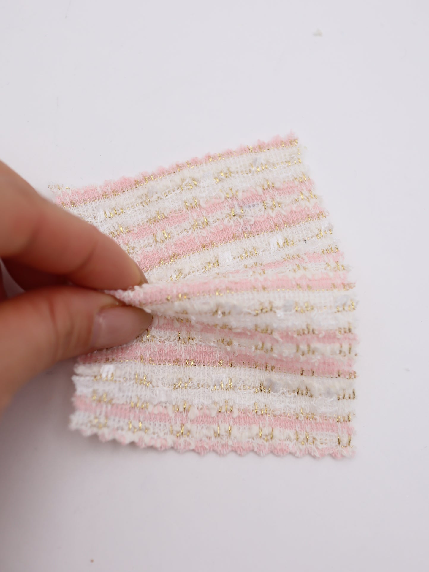 ストレッチ性あるツイード見えラメ糸入りニット生地【26SS-071】