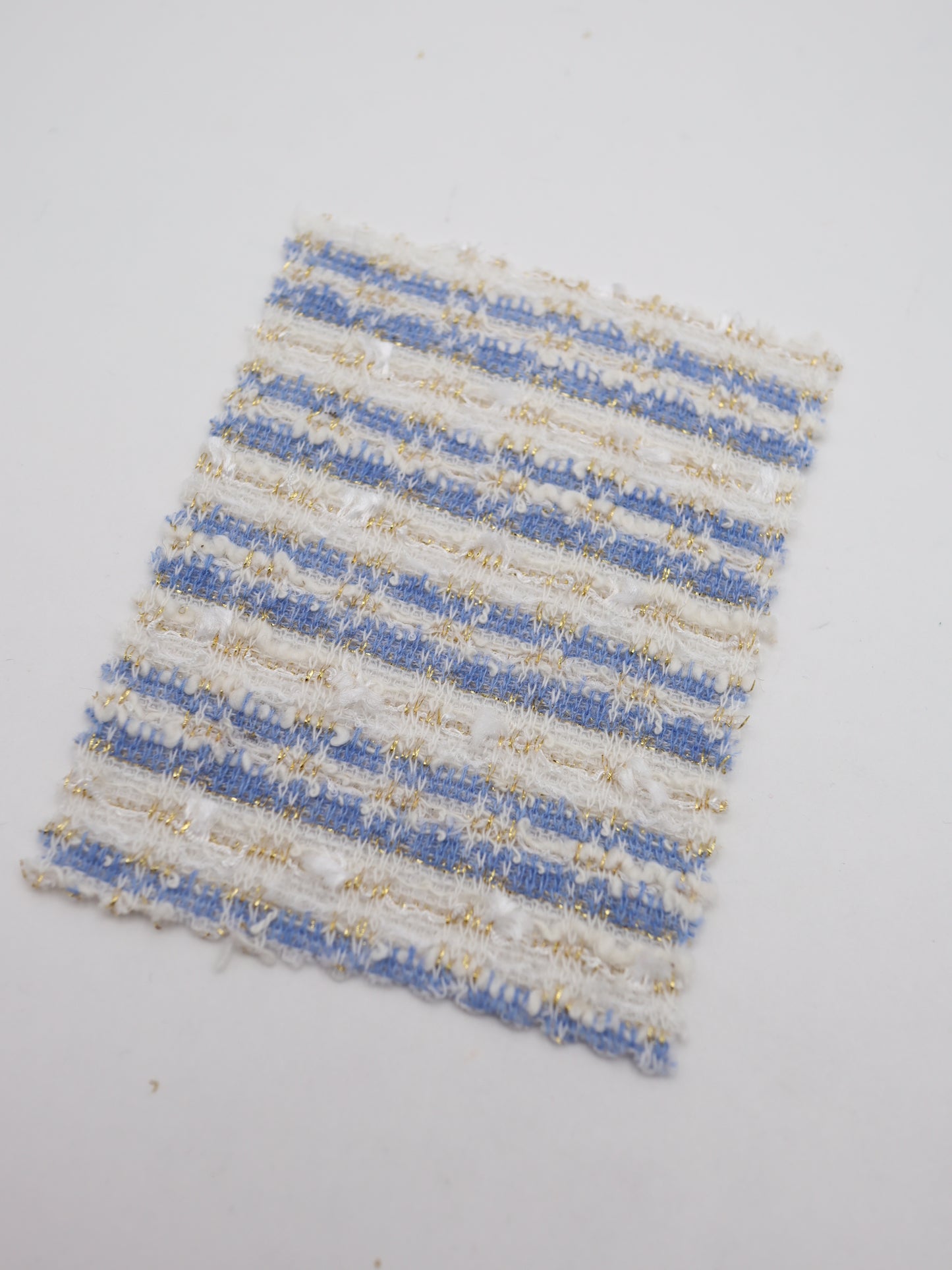 ストレッチ性あるツイード見えラメ糸入りニット生地【26SS-071】