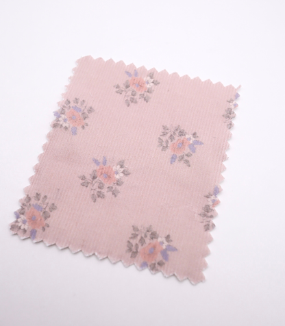 【25SS-118】小花柄プリントコーデュロイ　/0.5ｙあたり=～ 835円