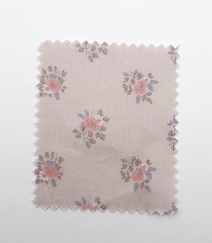 【25SS-118】小花柄プリントコーデュロイ　/0.5ｙあたり=～ 835円