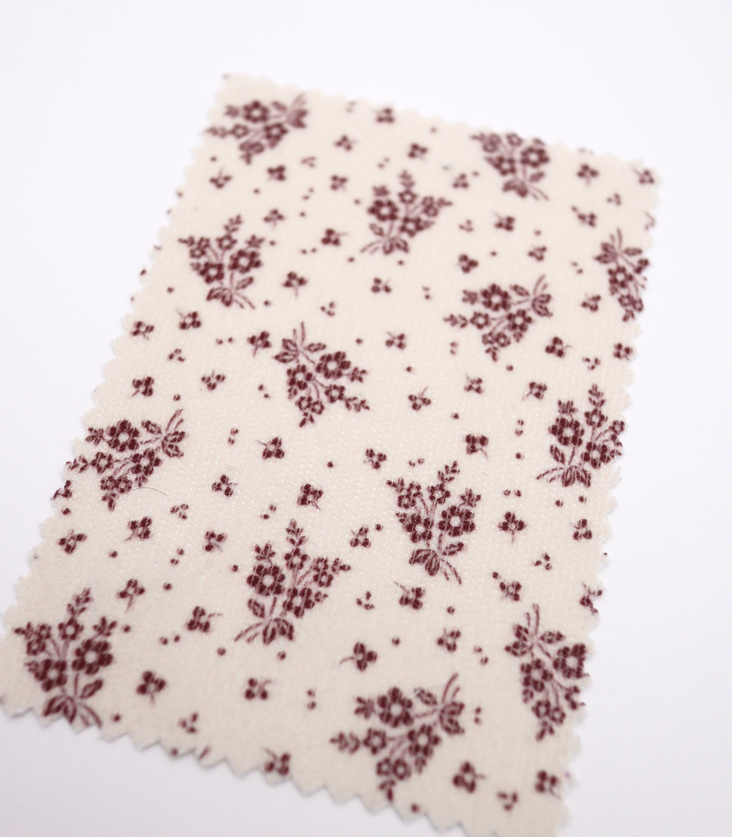 【25SS-125】小花柄シルエットプリントコーデュロイ　/0.5ｙあたり=～ 980円