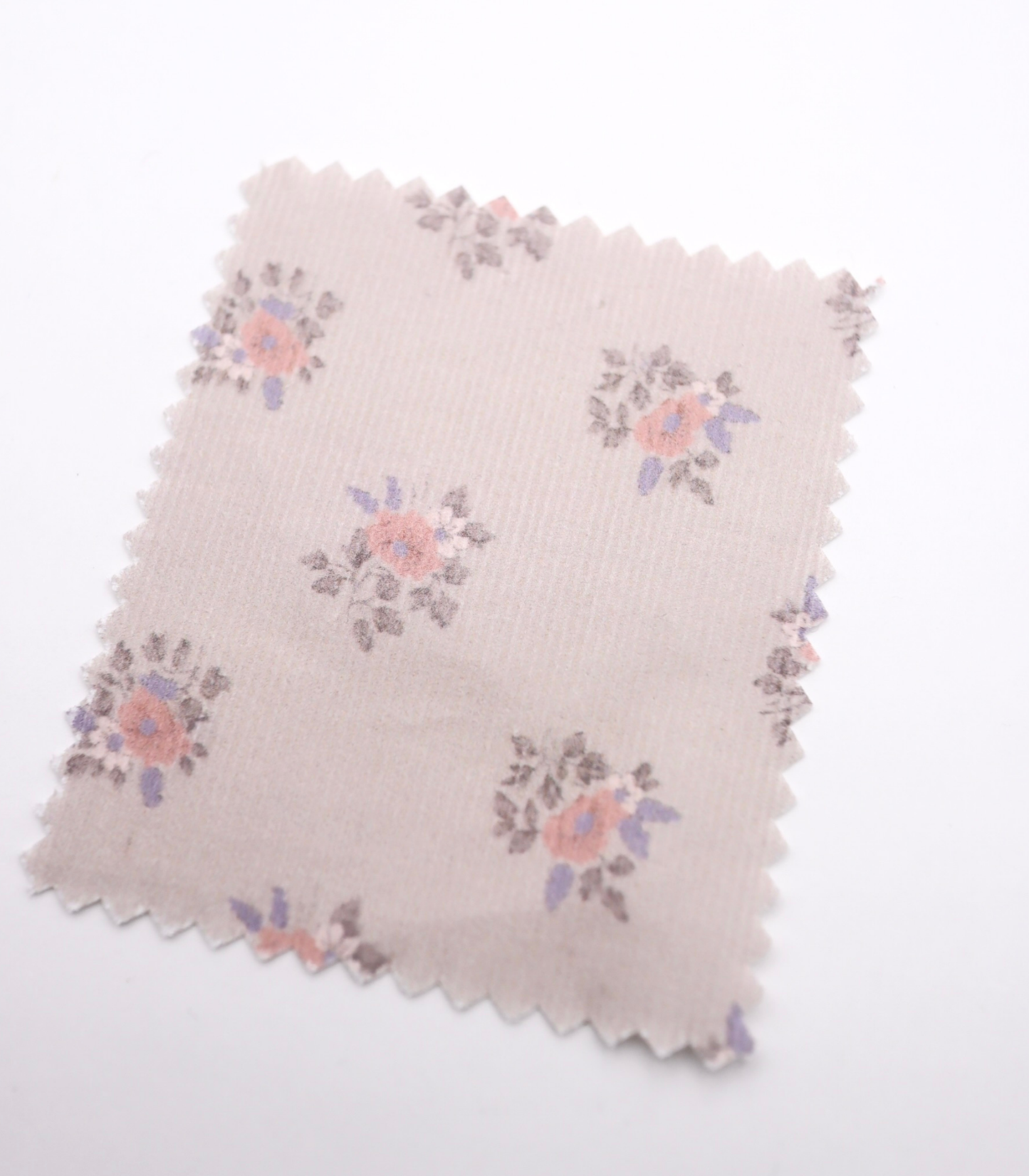 【25SS-118】小花柄プリントコーデュロイ　/0.5ｙあたり=～ 835円