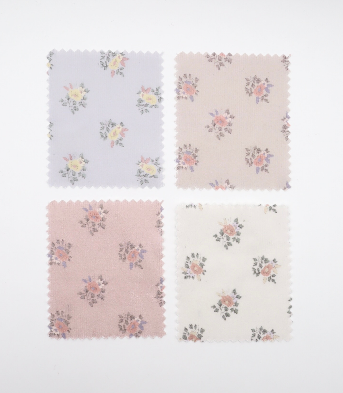 【25SS-118】小花柄プリントコーデュロイ　/0.5ｙあたり=～ 835円