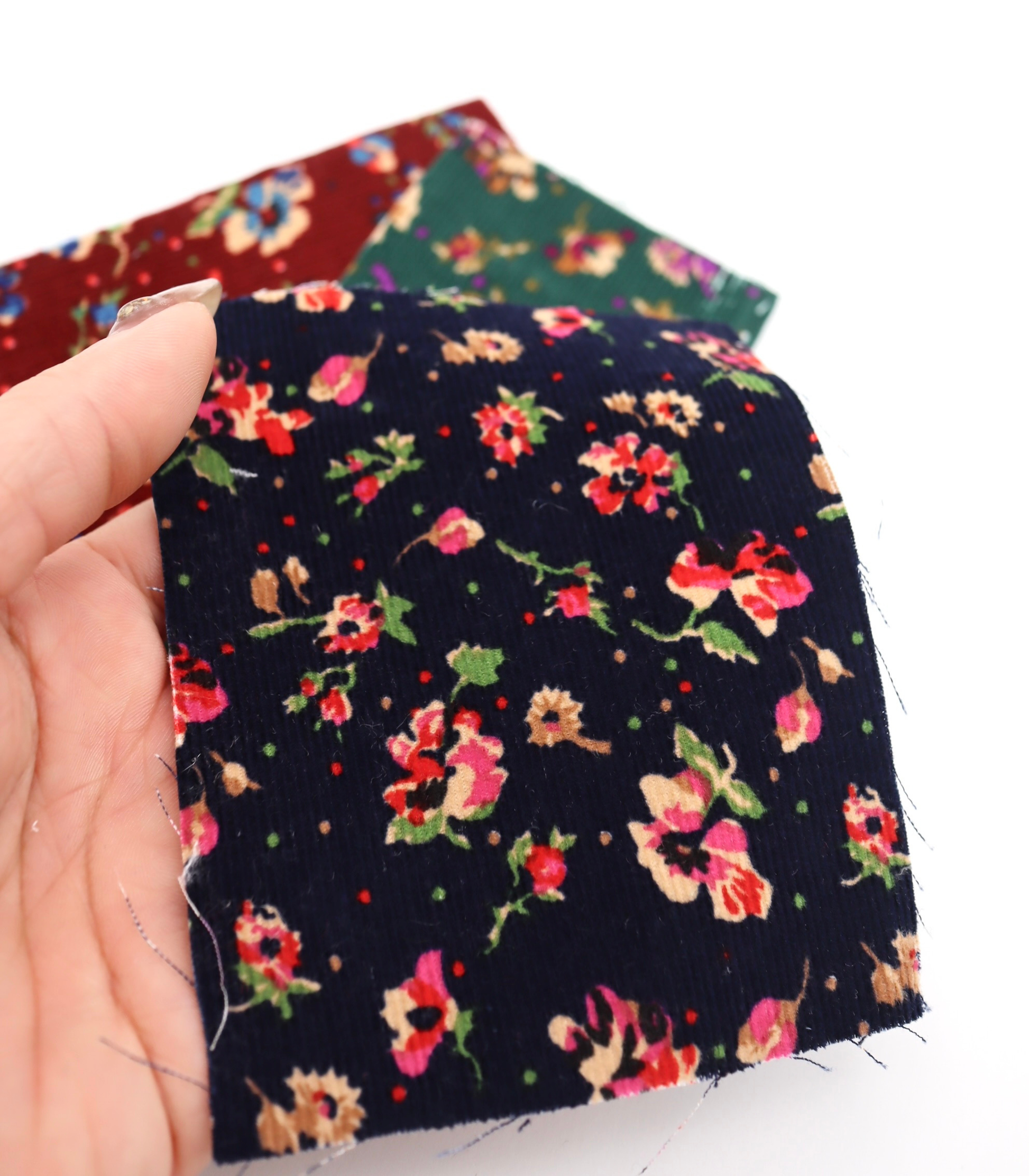 韓国生地　東大門市場生地　小花柄プリントコーデュロイ　秋冬素材