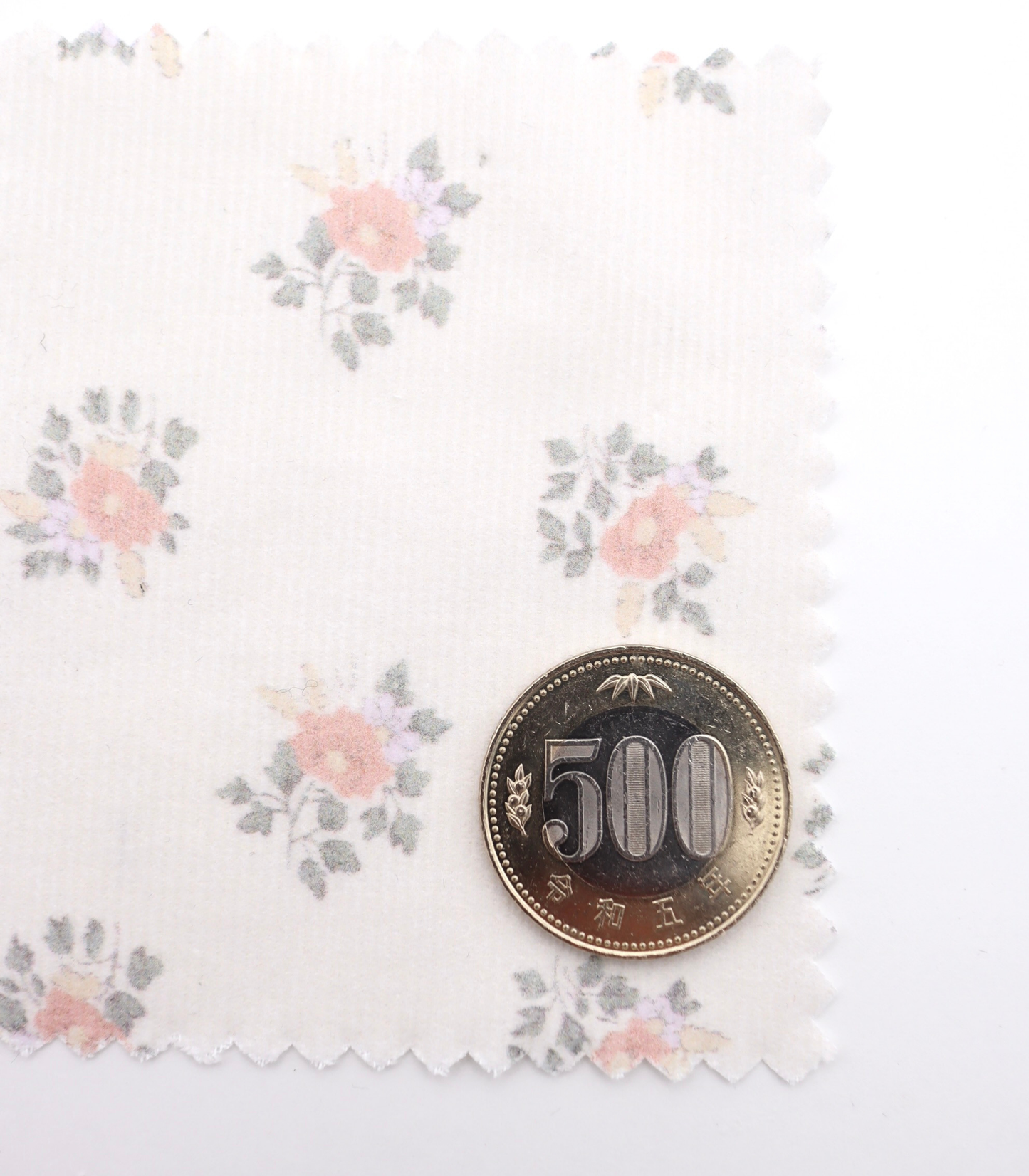 【25SS-118】小花柄プリントコーデュロイ　/0.5ｙあたり=～ 835円