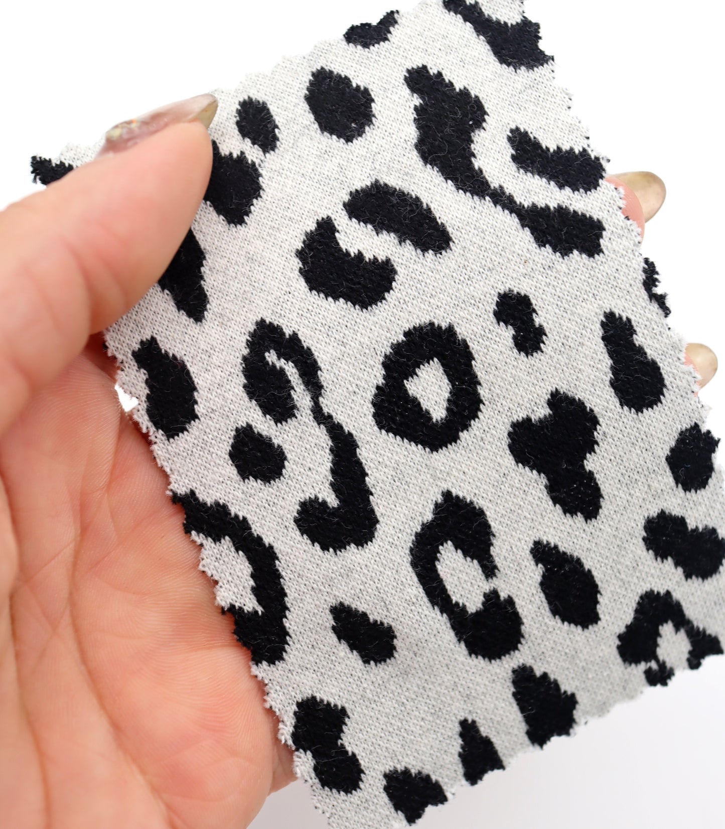 【25SS-359】ヒョウ柄ジャガード二重織りニット　/0.5ｙあたり = ～ 880円