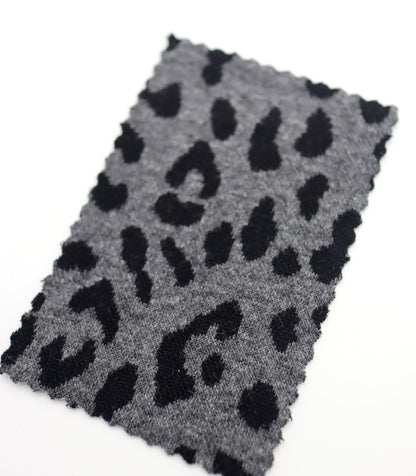 【25SS-359】ヒョウ柄ジャガード二重織りニット　/0.5ｙあたり = ～ 880円