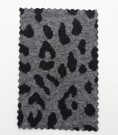 【25SS-359】ヒョウ柄ジャガード二重織りニット　/0.5ｙあたり = ～ 880円