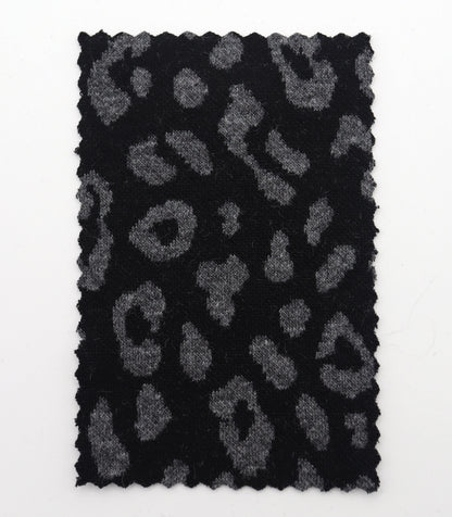 【25SS-359】ヒョウ柄ジャガード二重織りニット　/0.5ｙあたり = ～ 880円