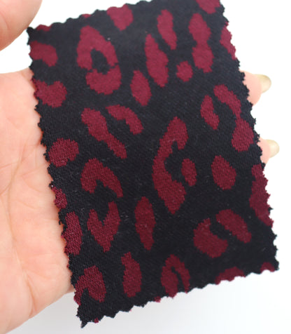 【25SS-359】ヒョウ柄ジャガード二重織りニット　/0.5ｙあたり = ～ 880円