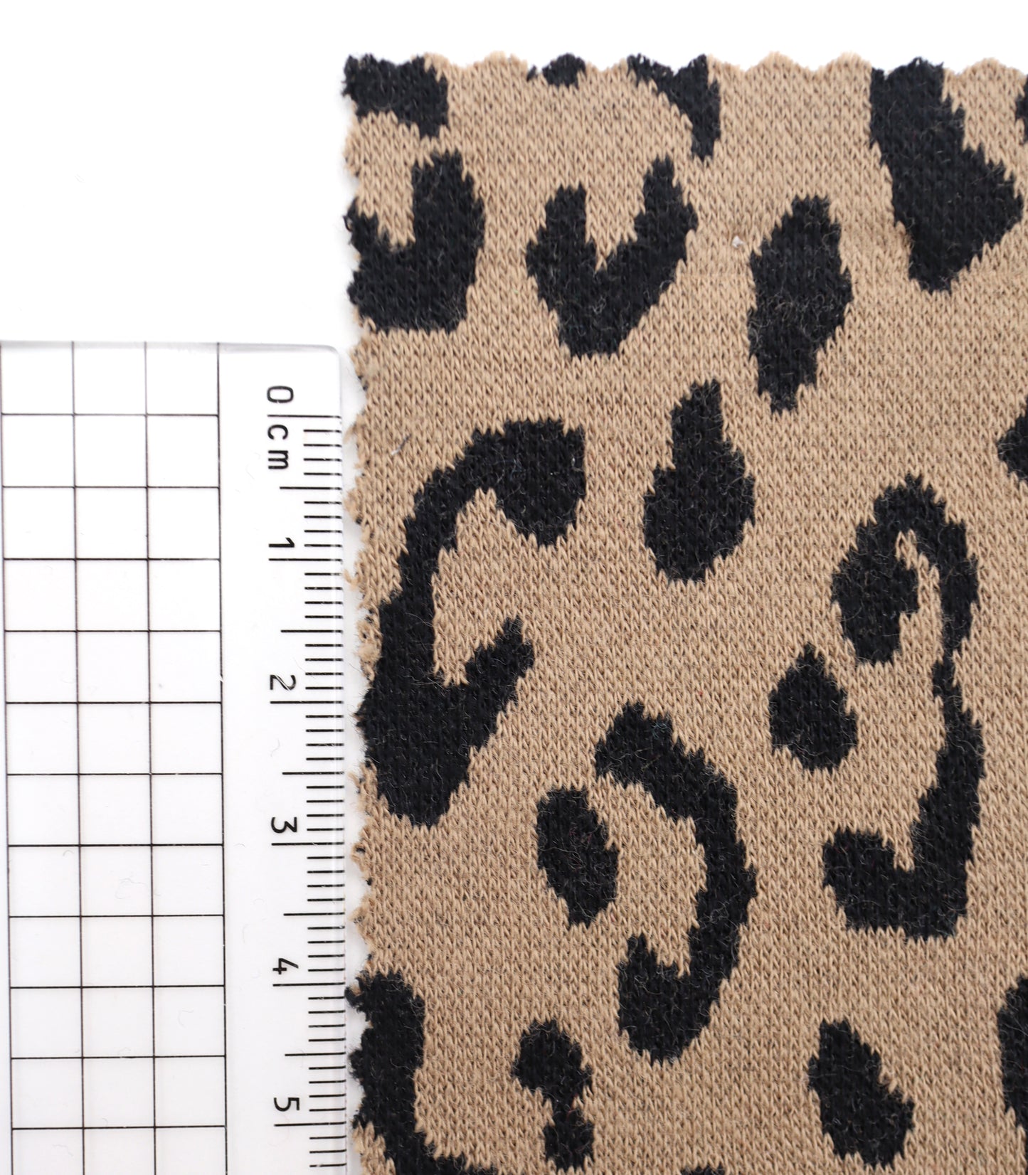 【25SS-359】ヒョウ柄ジャガード二重織りニット　/0.5ｙあたり = ～ 880円