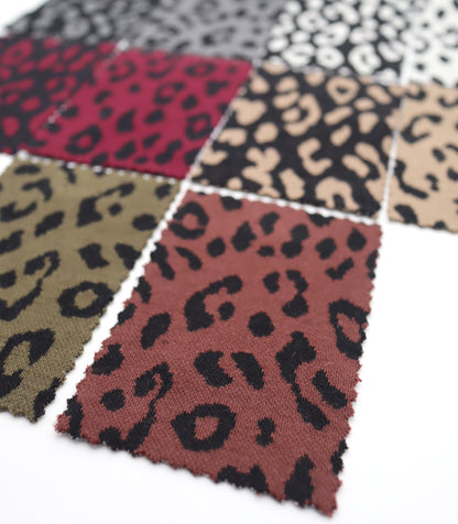 【25SS-359】ヒョウ柄ジャガード二重織りニット　/0.5ｙあたり = ～ 880円