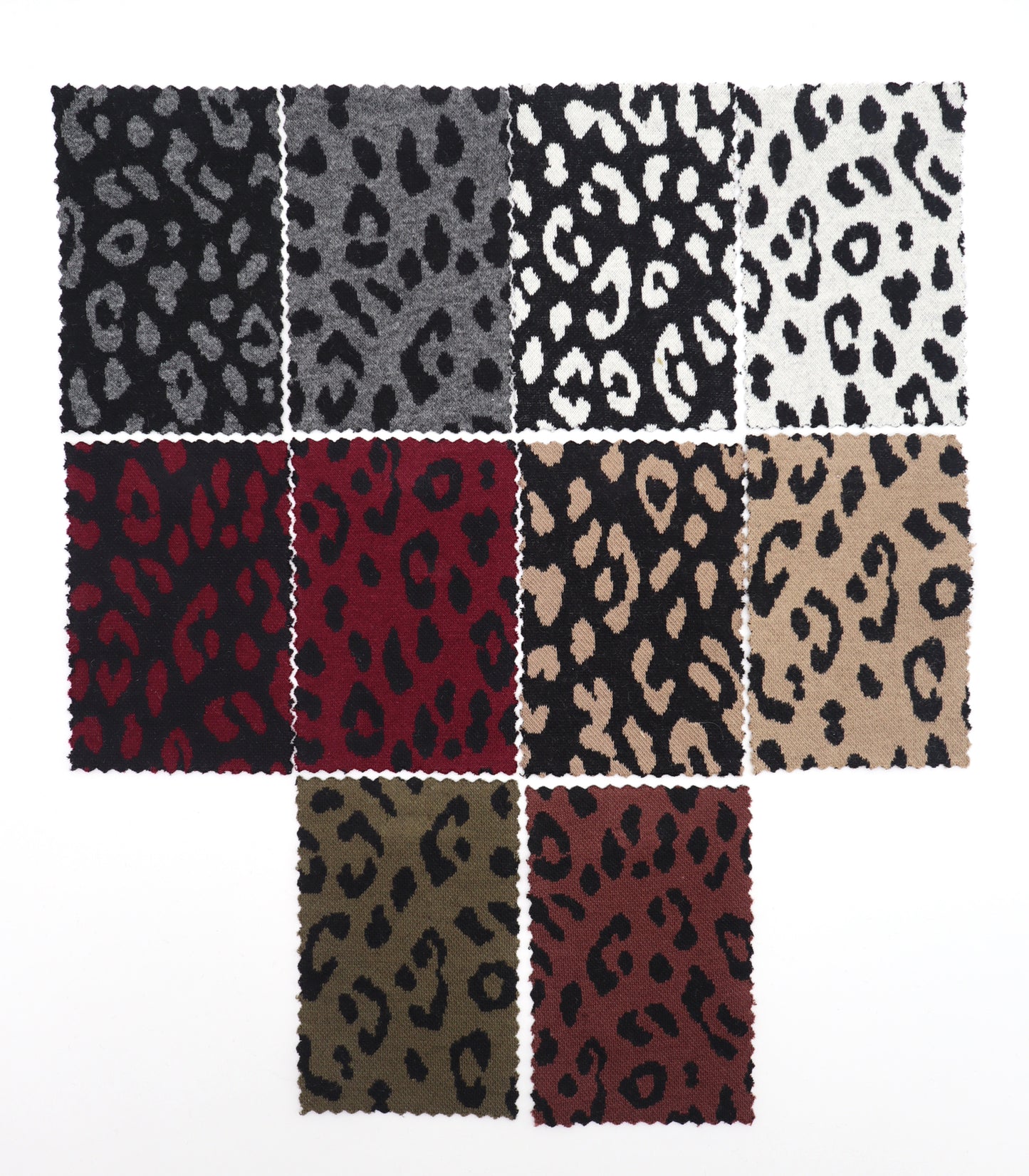 【25SS-359】ヒョウ柄ジャガード二重織りニット　/0.5ｙあたり = ～ 880円