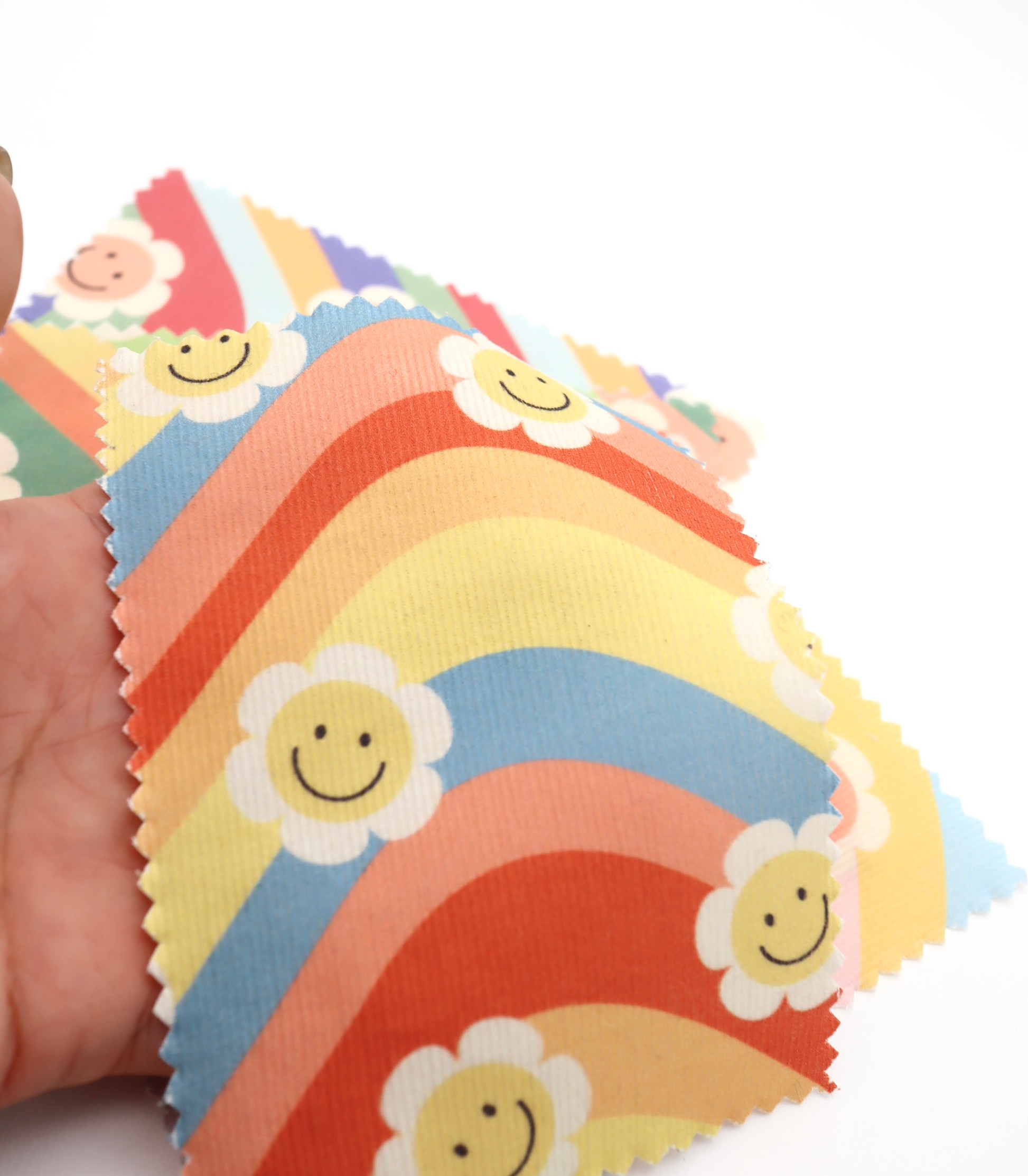 レインボー×レトロフラワープリントコーデュロイ　スマイルフラワー
韓国生地　東大門生地