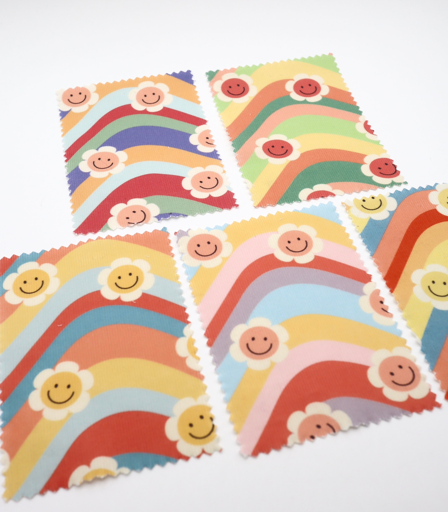 【25SS-119】レインボー×レトロフラワープリントコーデュロイ　/0.5ｙあたり=～880円