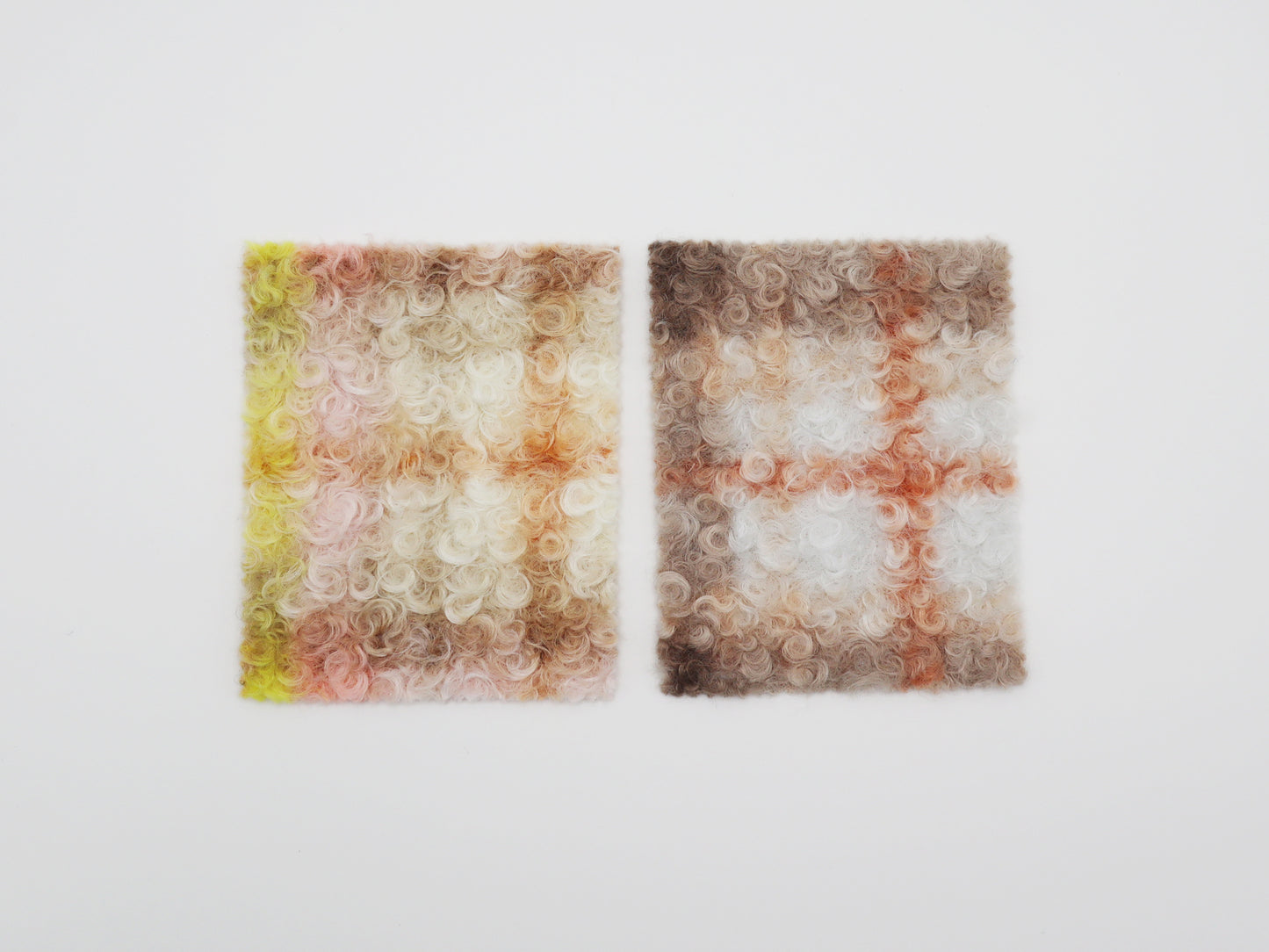 【25SS-155】くるくる起毛チェックニットメルトン　/0.5ｙあたり = ～1015円