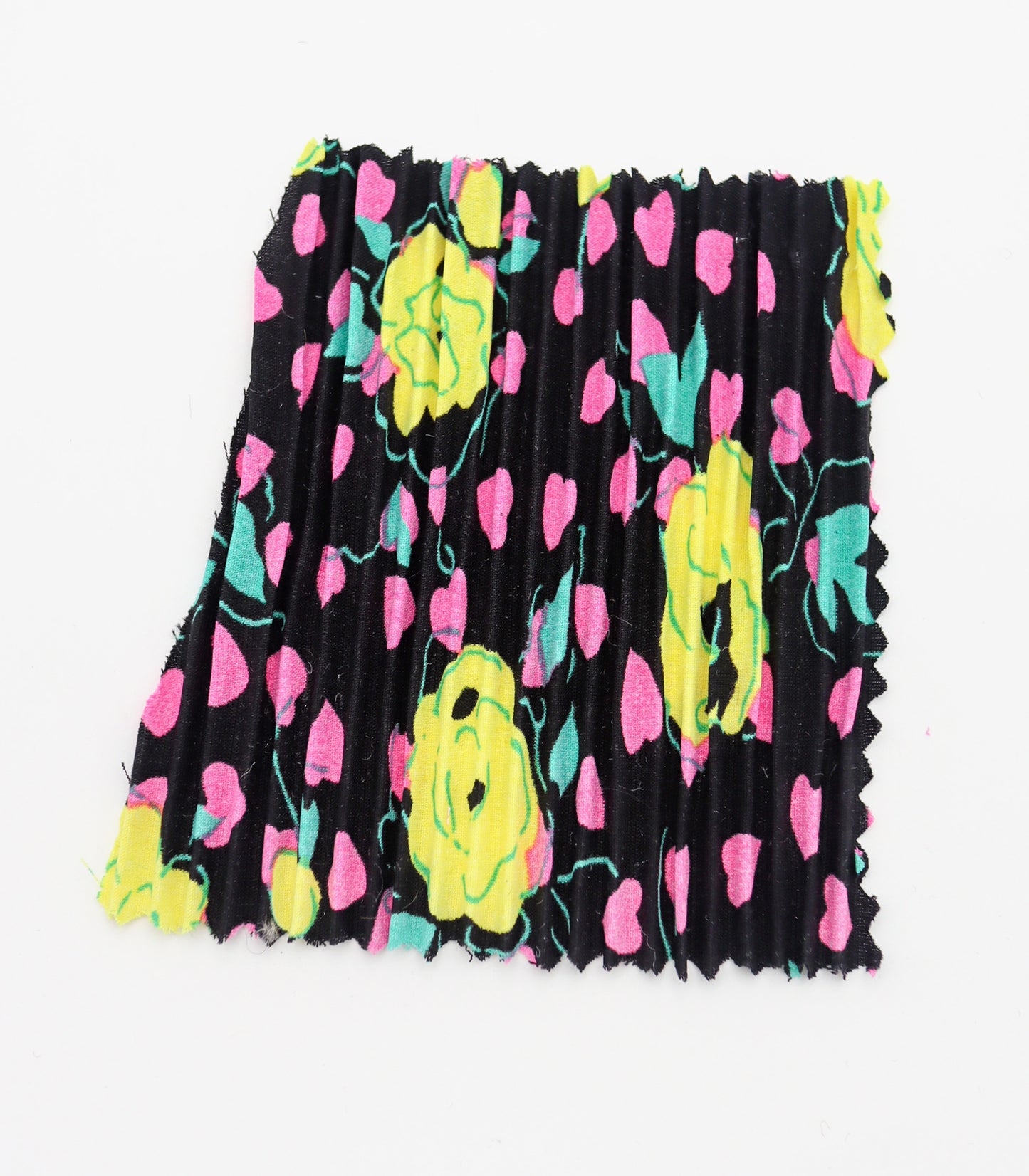 【25SS-309】ローズプリントプリーツ加工デシン　/0.5ｙあたり = ～820円