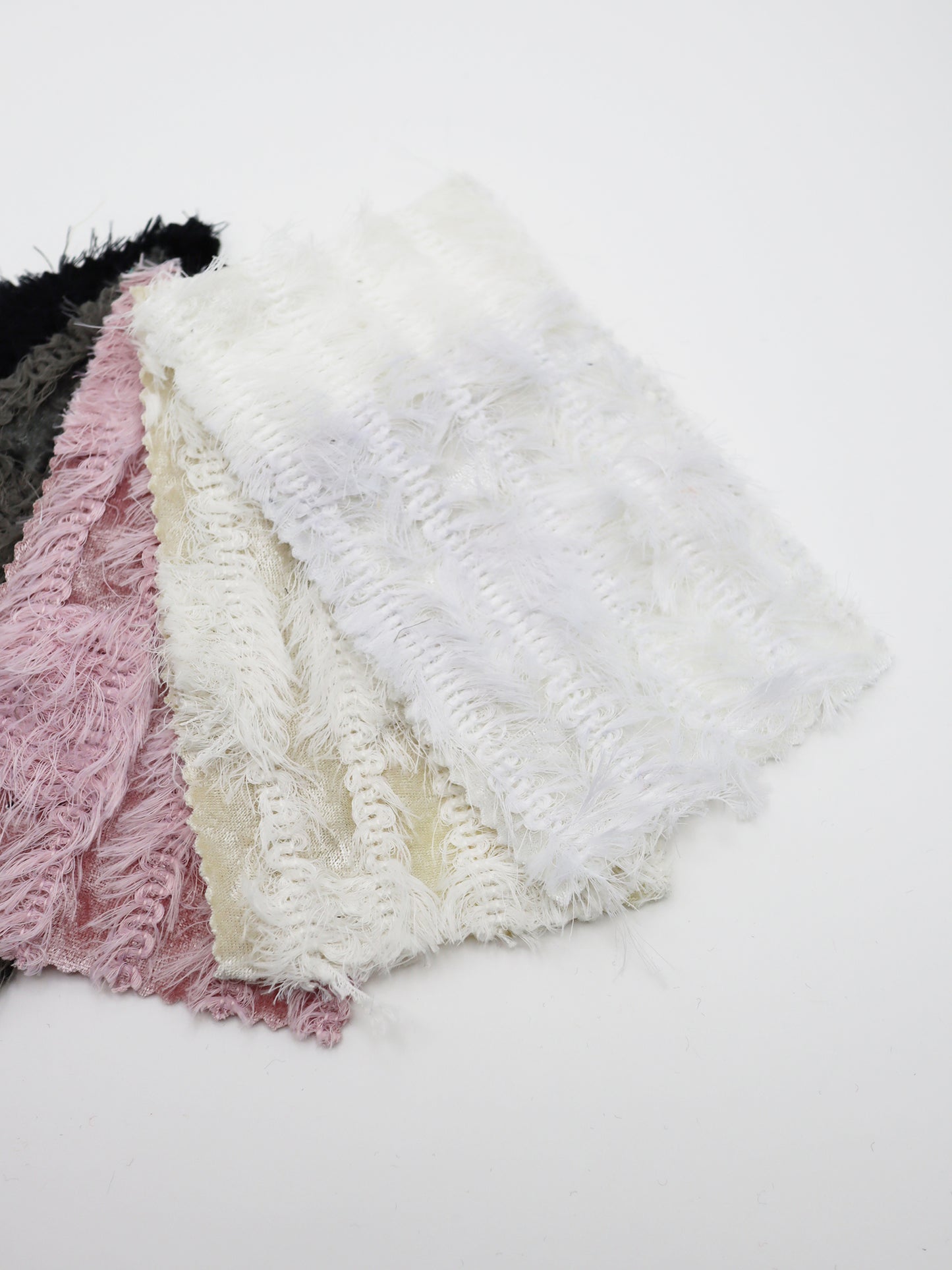 【25SS-168】ふわふわシャギーストライプベロアニット　/0.5ｙあたり = ～1315円