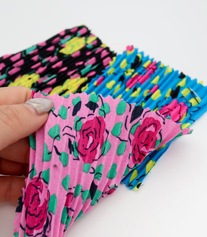 【25SS-309】ローズプリントプリーツ加工デシン　/0.5ｙあたり = ～820円