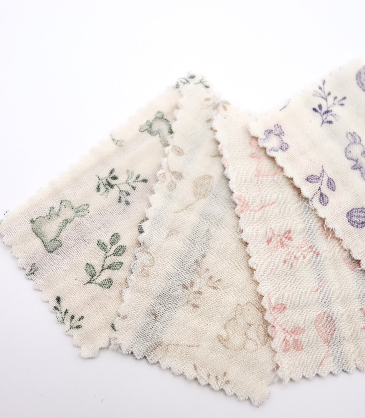 【25SS-270】リバーシブルうさぎ×マルチストライププリント接結4重ガーゼ　/0.5ｙあたり=～1210円