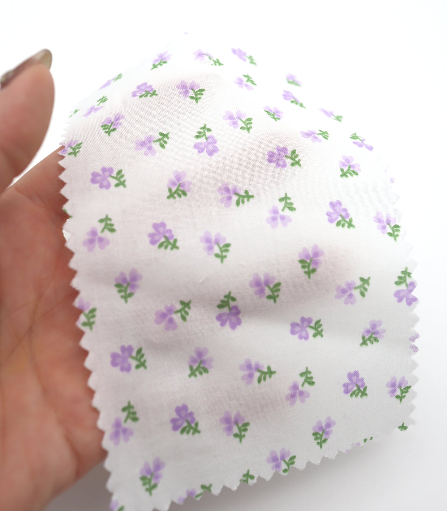 【25SS-259】小花柄プリント綿ローン　/0.5ｙあたり = ～625円