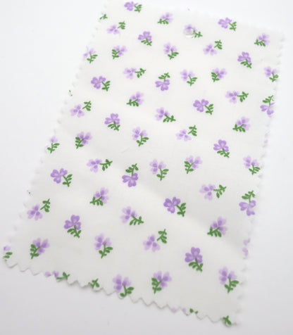 【25SS-259】小花柄プリント綿ローン　/0.5ｙあたり = ～625円