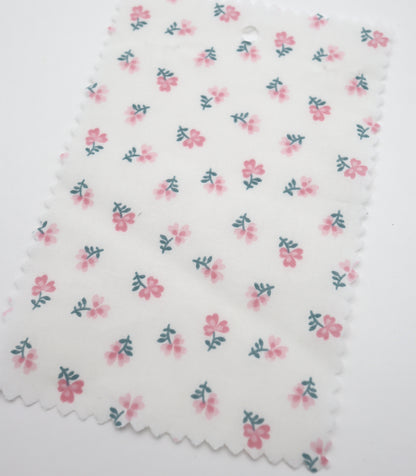 【25SS-259】小花柄プリント綿ローン　/0.5ｙあたり = ～625円