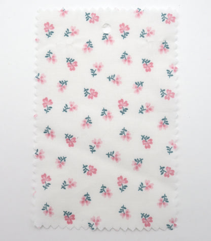 【25SS-259】小花柄プリント綿ローン　/0.5ｙあたり = ～625円