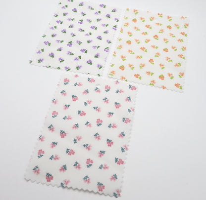 【25SS-259】小花柄プリント綿ローン　/0.5ｙあたり = ～625円