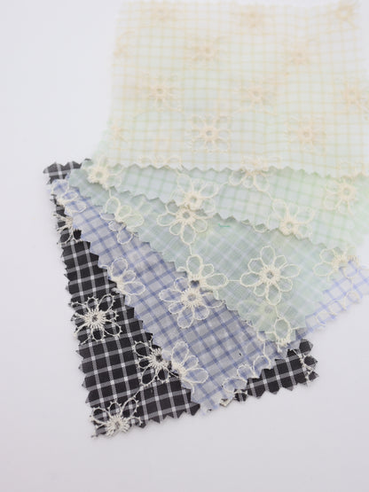 先染めチェック×精密フラワー刺繍ボイル生地｜【生地幅】約139センチ 【混率】ポリエステル100％｜ドッグウェア・春夏ブラウス・装飾オーバースカート向け