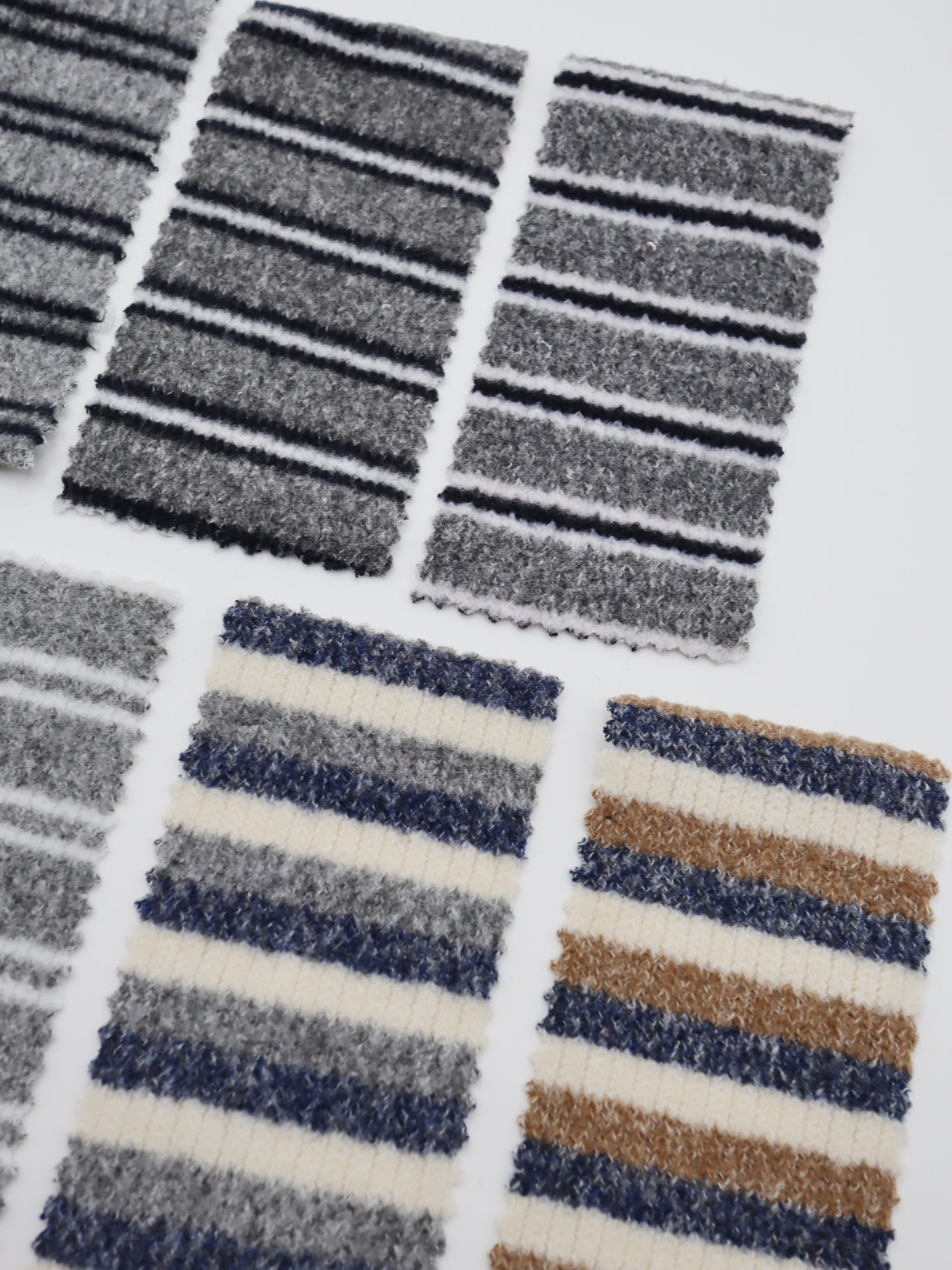 【25SS-180】起毛ボーダーリブ風二重織ニット　/0.5ｙあたり = ～1015円